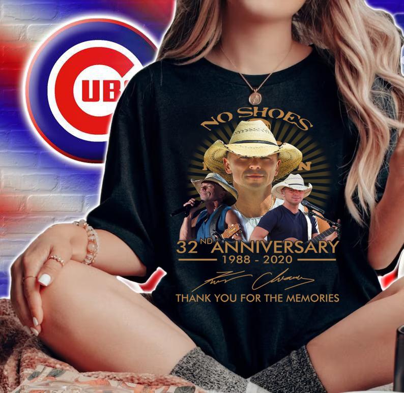 Kenny Chesney No Shoes 32nd Anniversary 1988-2020 Signature s t-shirt woman shirt