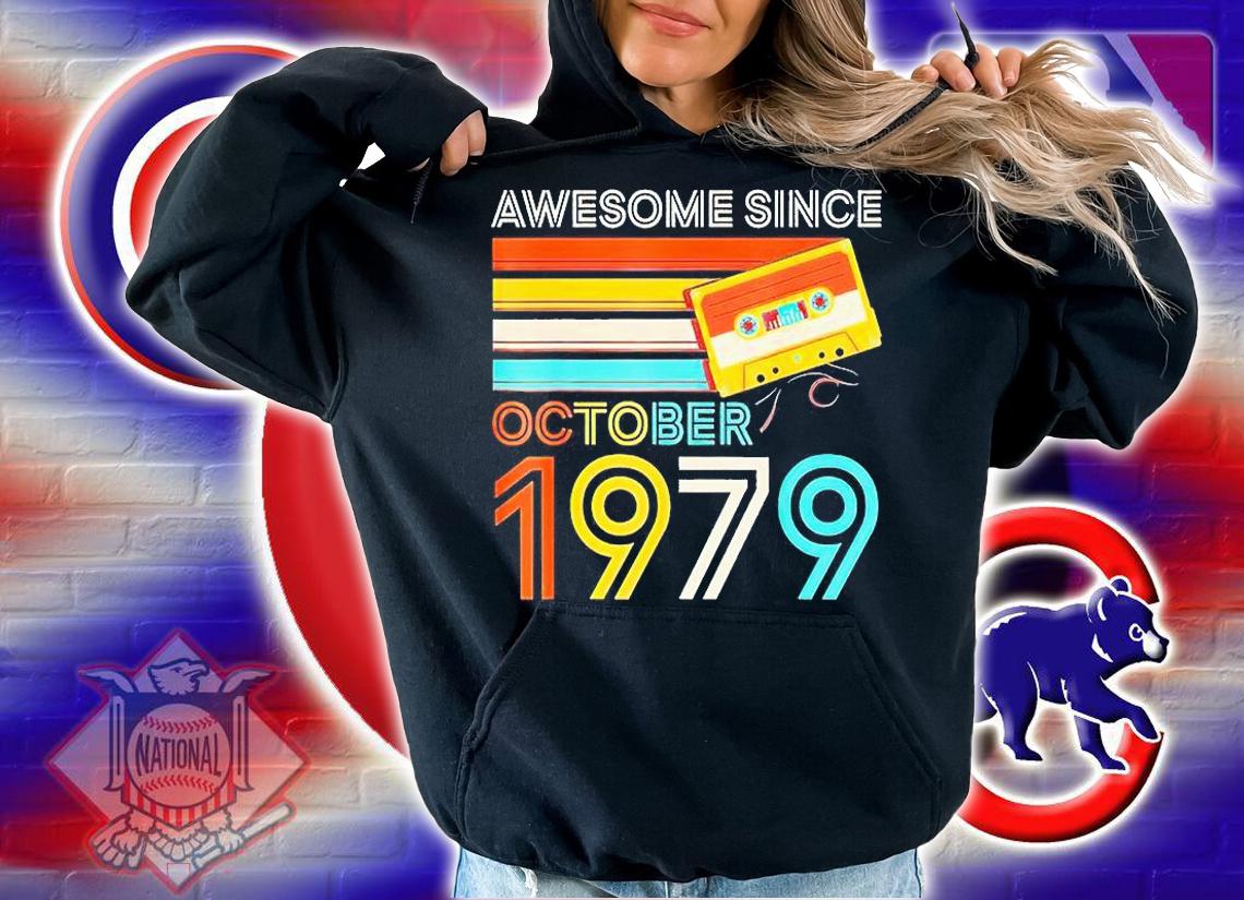 Awesome since October 1979 42th birthday 42 year old T-shirt hoodie