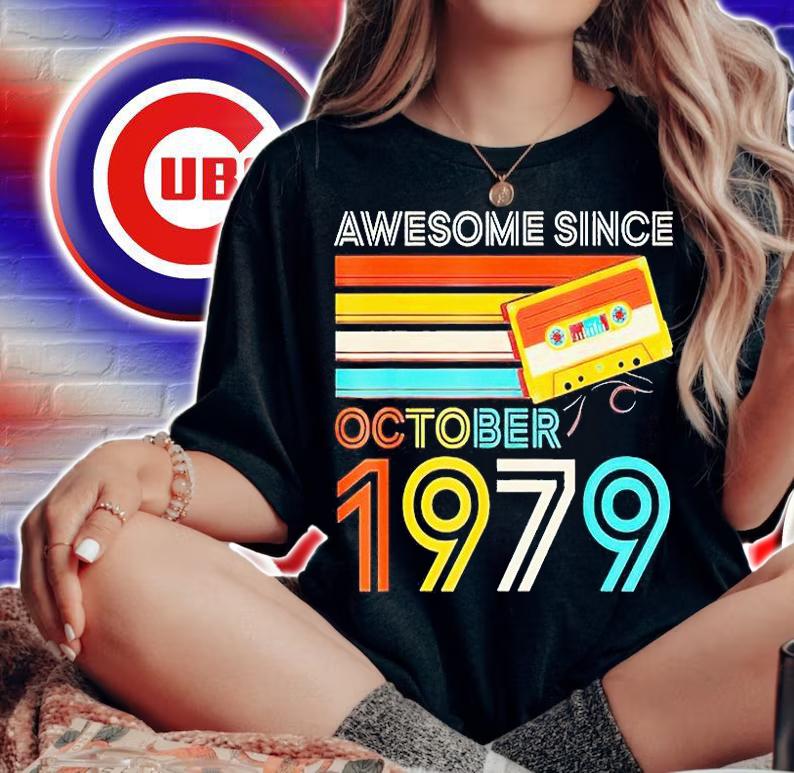 Awesome since October 1979 42th birthday 42 year old T-shirt woman shirt
